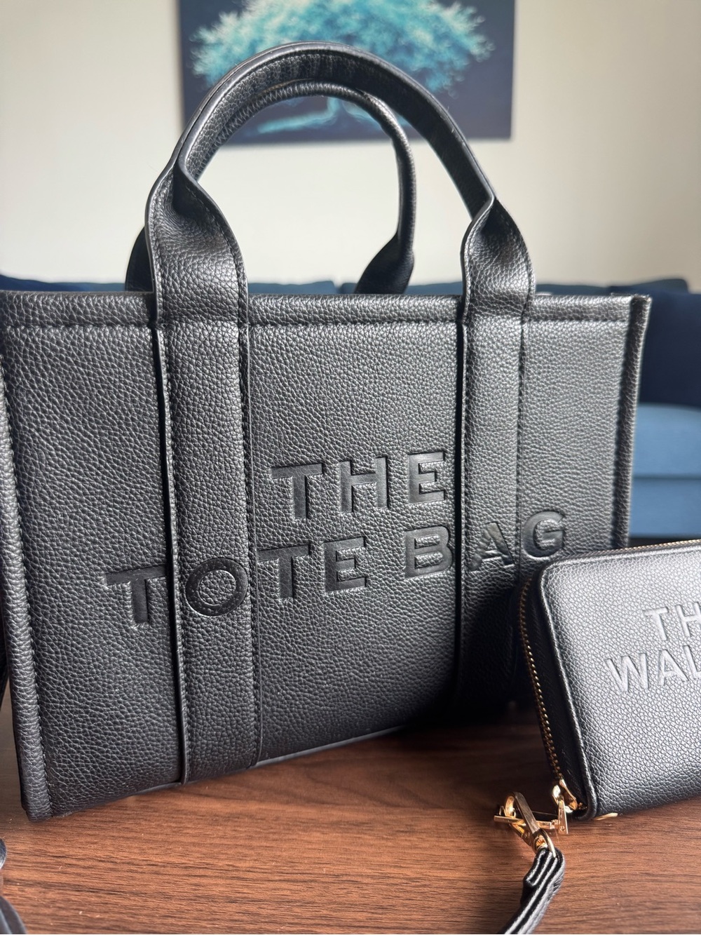 Black 'The Tote Bag' Leather Tote with Matching Wallet - Picture 2 of 12